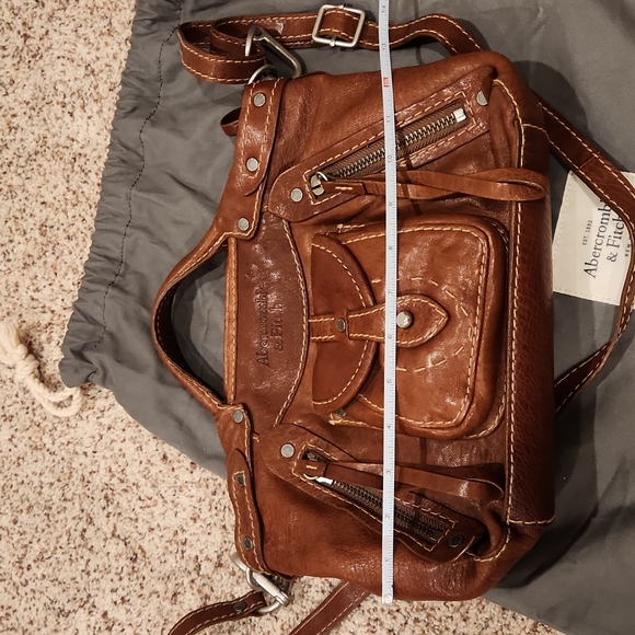 Abercrombie and Fitch leather handbag - Picture 8 of 11
